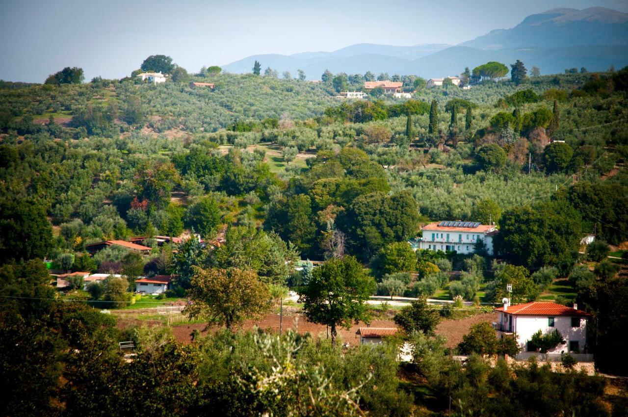 Ille-Roif Villa Fara in Sabina Bagian luar foto